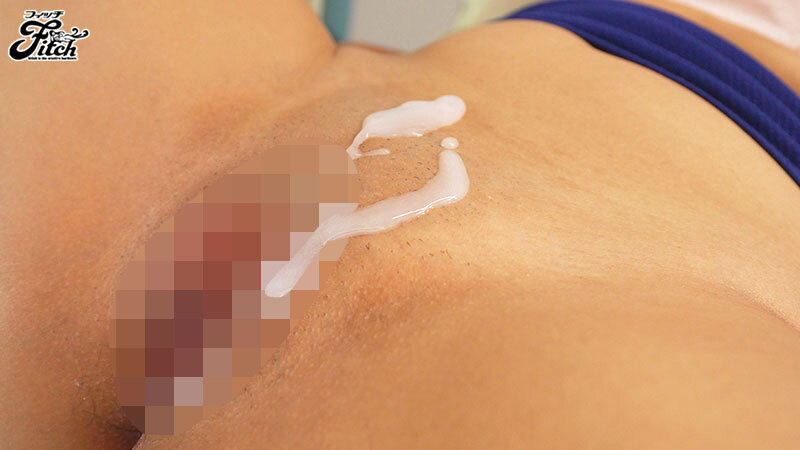 【素股】絶対に知られたくない先生の弱みを握った落ちこぼれの僕は！ずっと嫌な顔されながらむっちり柔らかいパイパンマ○コに中出ししてやりました…！ひまり先生の弱み！(木下ひまり（花沢ひまり）)